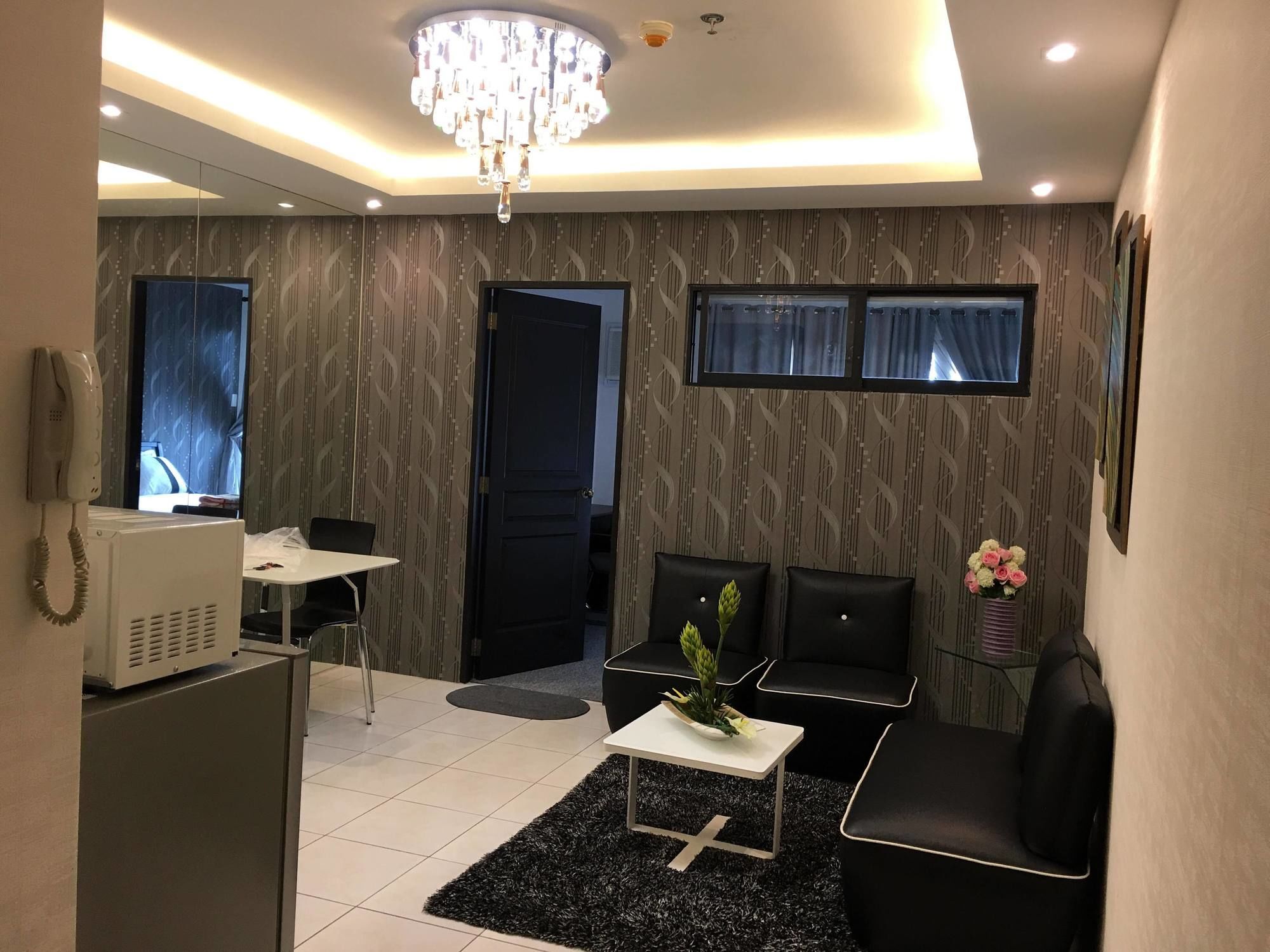 Malate Bayview Mansion City View Manila Exterior photo